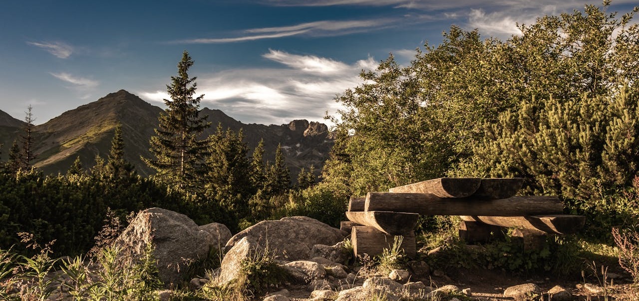 Jakie są schroniska w Górach Bialskich?