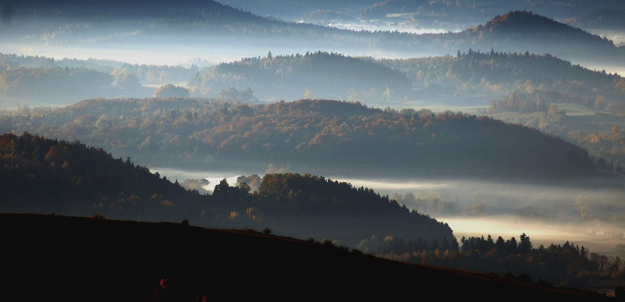Masyw Śnieżnika – jakie atrakcje czekają na Ciebie w sercu Sudetów?