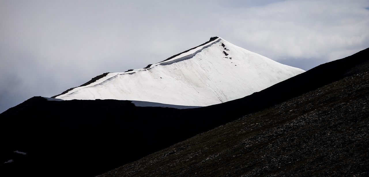 Jakie noclegi wybrać w Górach Kamiennych?