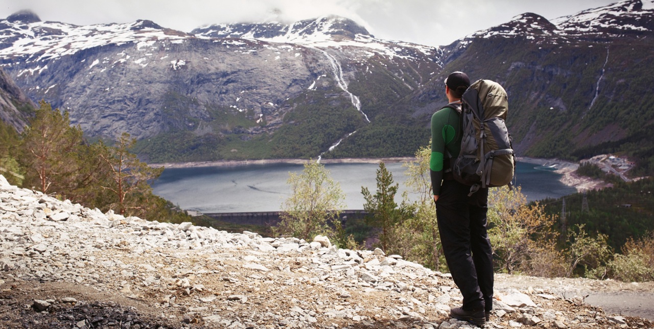 Jakie spodnie w góry? Wybieramy najlepsze spodnie na górski trekking